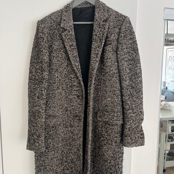 AMI Herringbone Coat - Picture 5 of 7